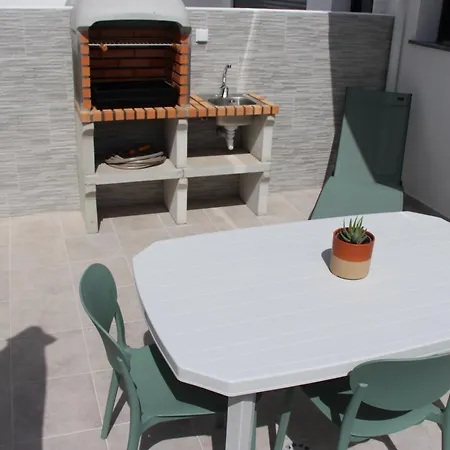 Semesterbostad Nando Algarve *